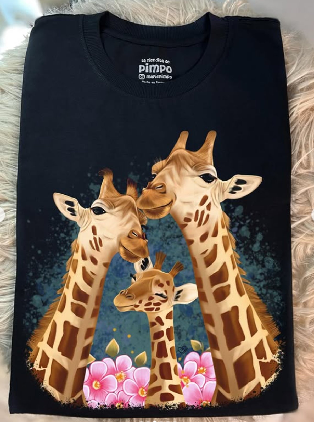 Jirafas By: @bbilustra.py - 3