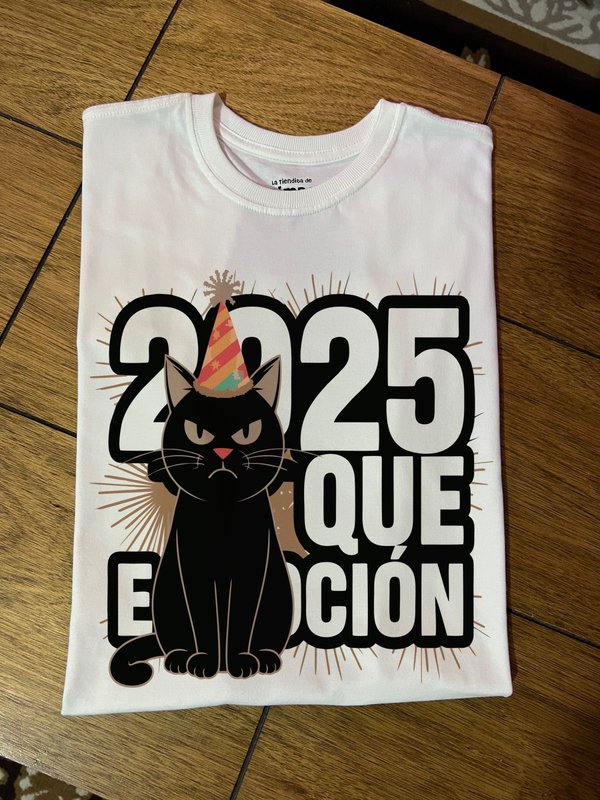 2025 Que emocion gatito negro By: @mariepimpo 