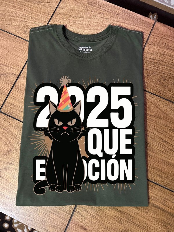 2025 Que emocion gatito negro By: @mariepimpo 