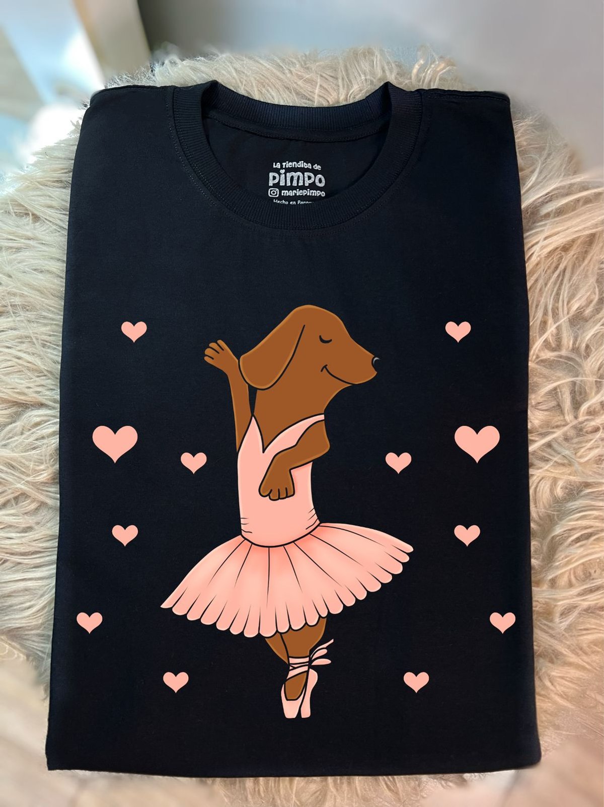 Salchi Bailarin By: @bbilustra.py