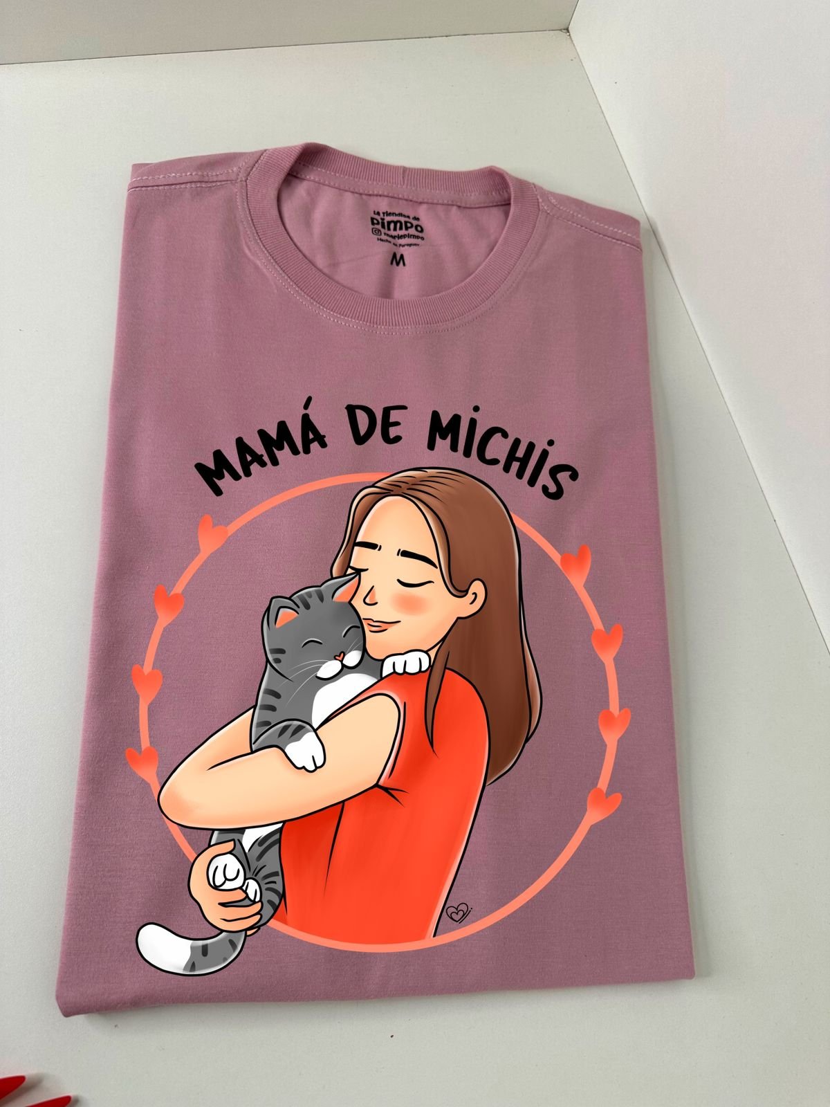 Mamá de Michis By: @bbilustra.py
