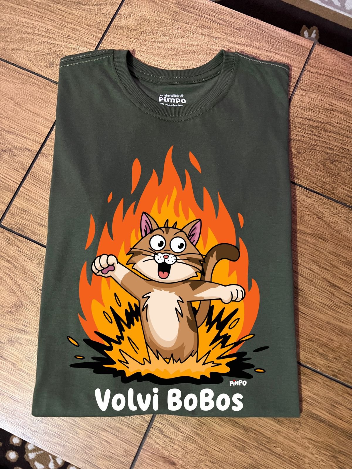 Volvi Bobos By: @mariepimpo 