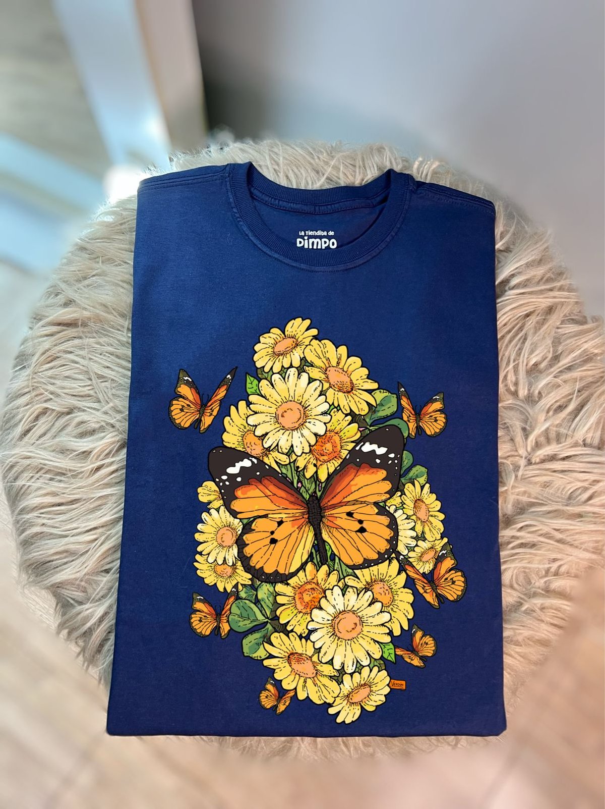 Mariposa flores By: @guilleinsta