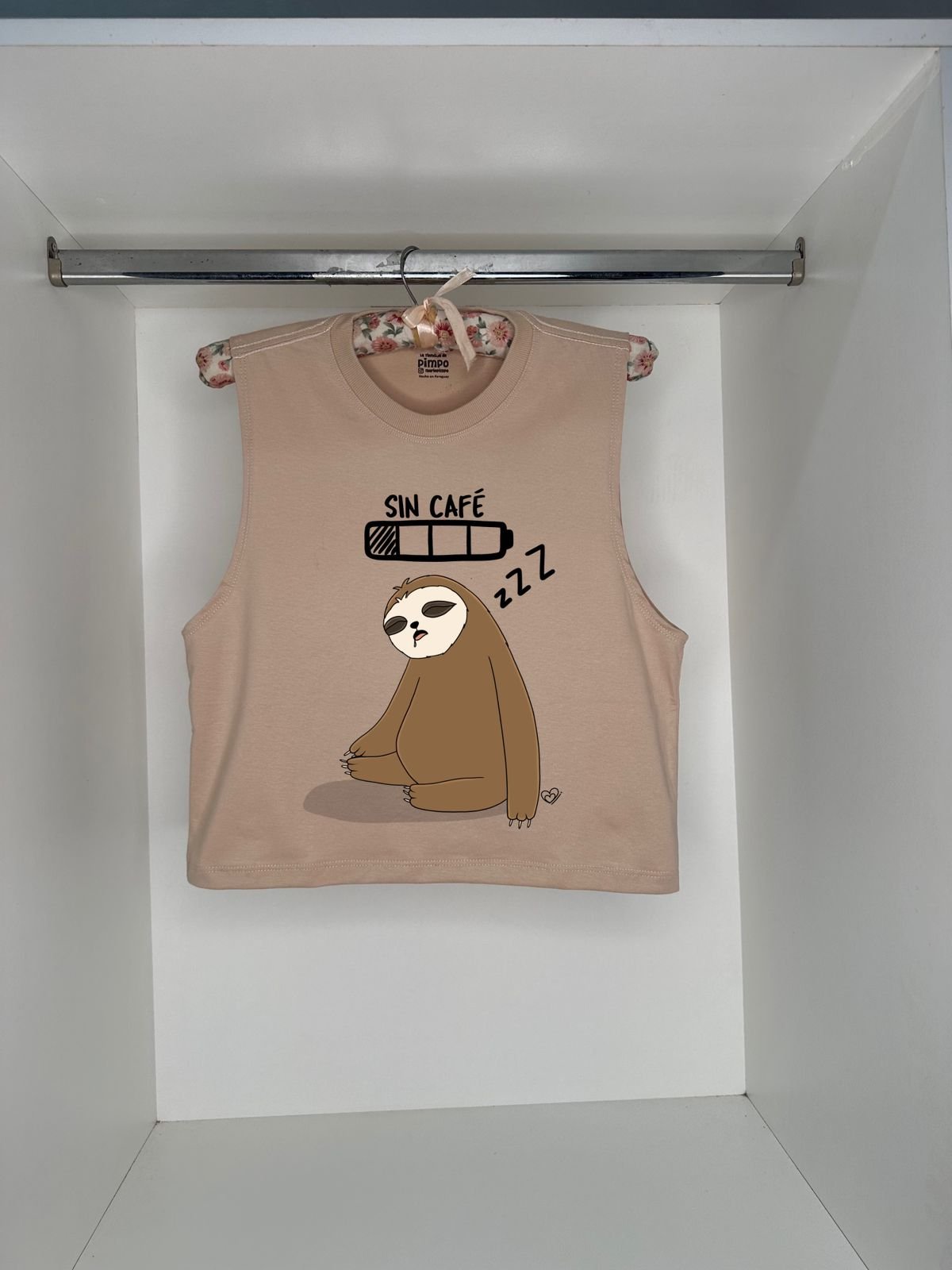 Sin cafe Perezoso By: @bbilustra.py