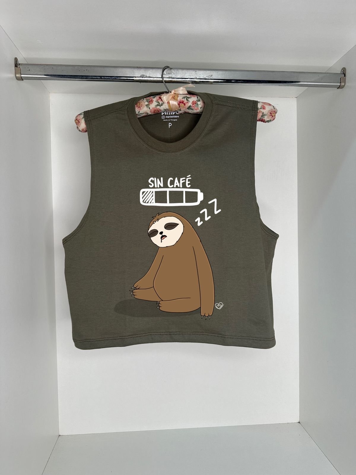 Sin cafe Perezoso By: @bbilustra.py
