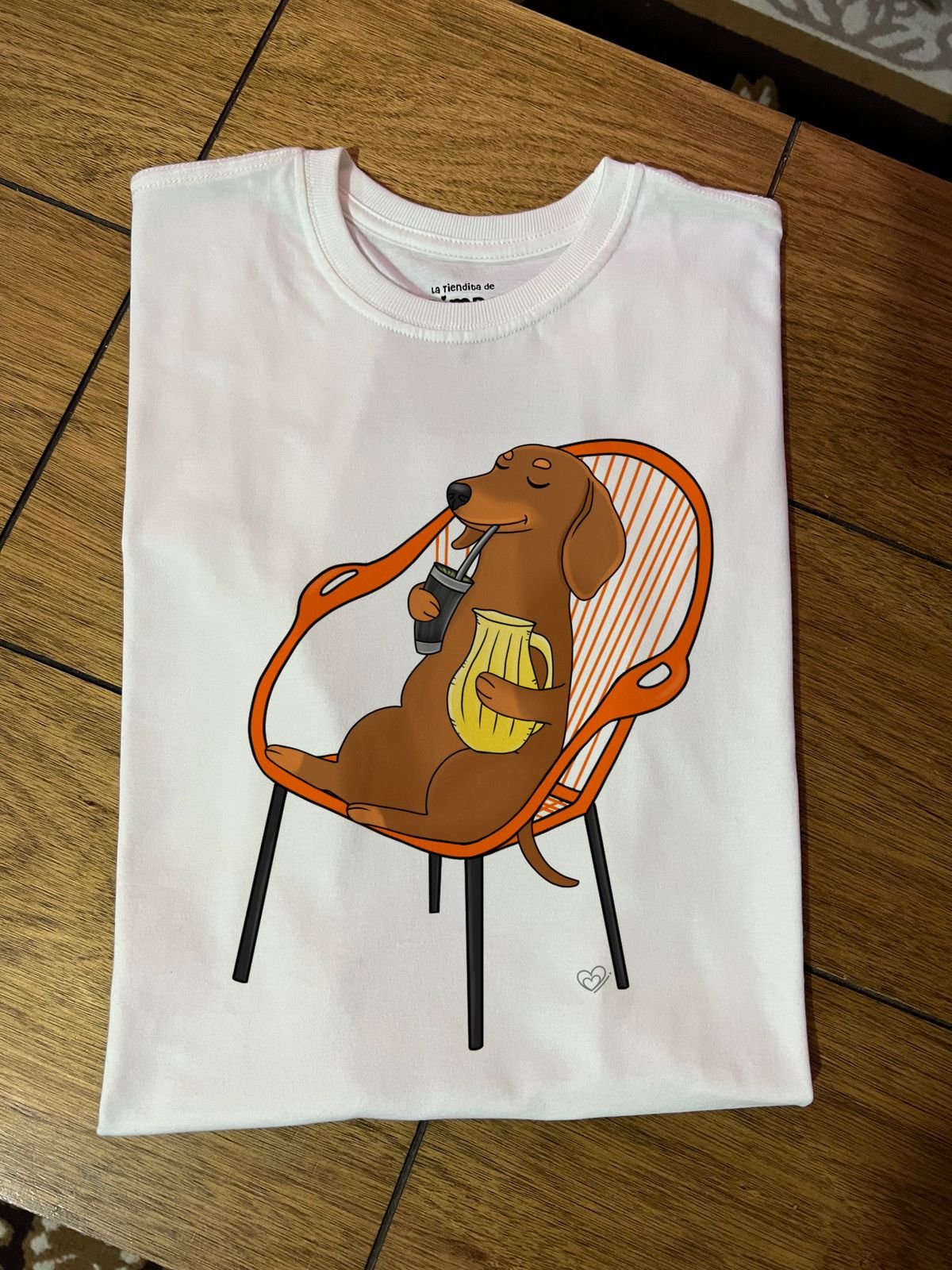 Salchi terere silla cable By: @bbilustra.py