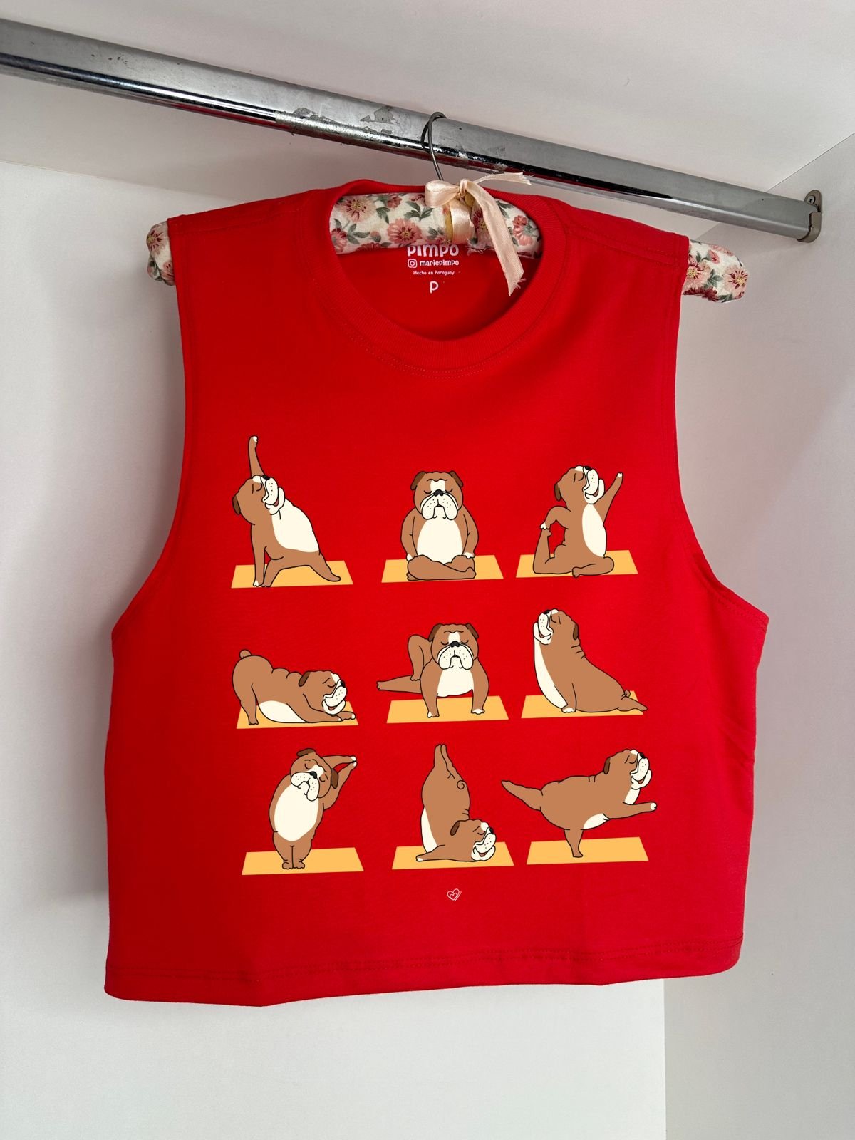 Perro Yoga By: @bbilustra.py