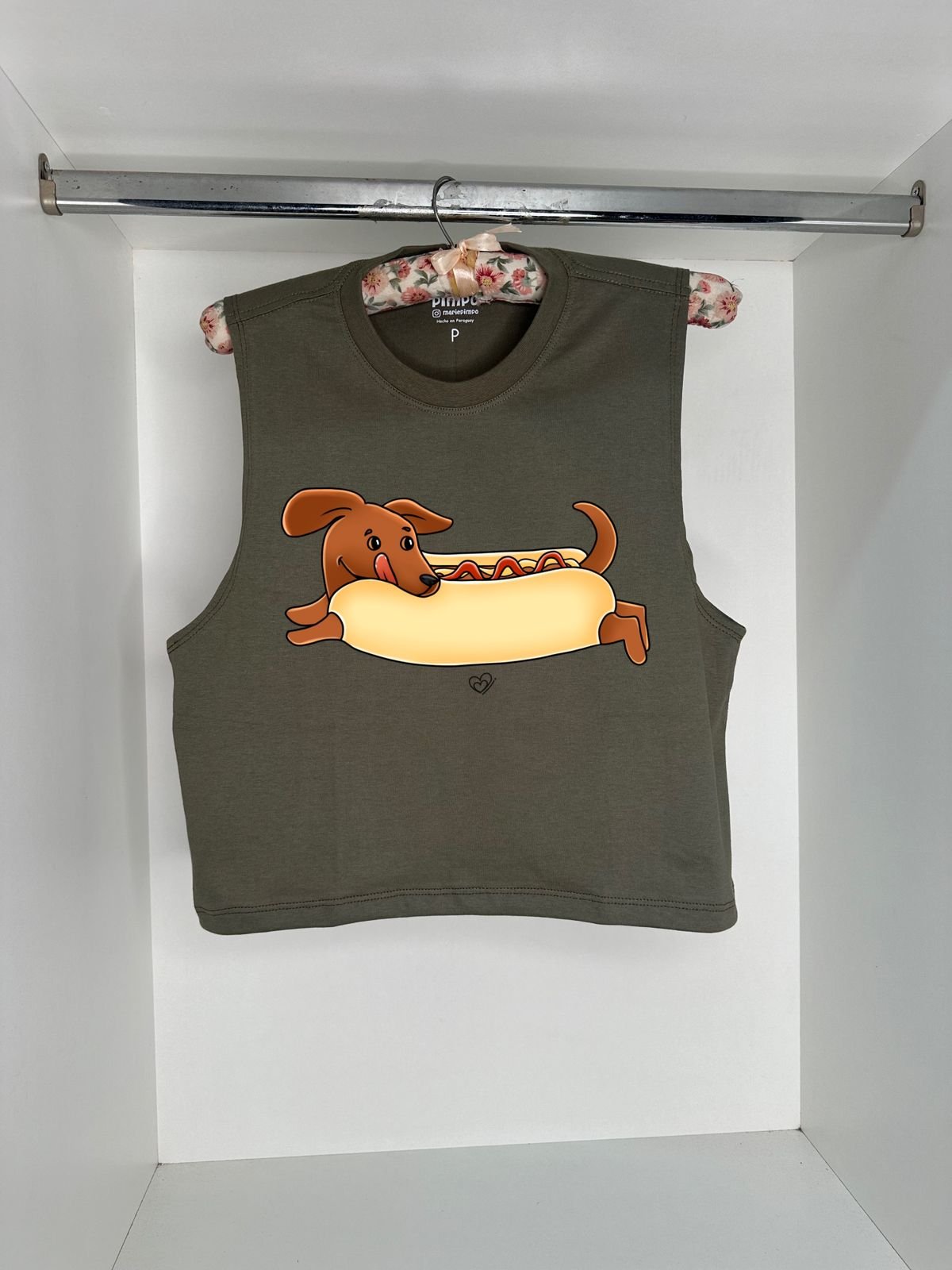 Perro Hotdog By: @bbilustra.py