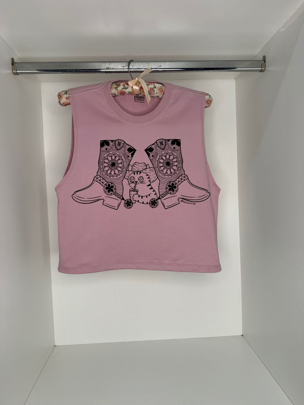 Gato con botas By: @bbilustra.py - 4