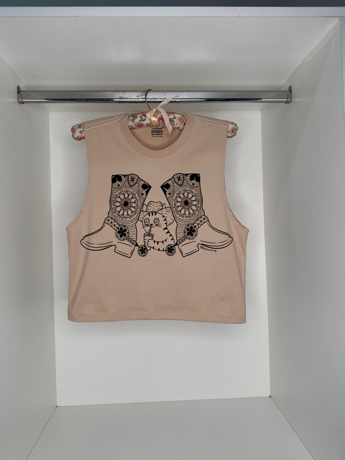 Gato con botas By: @bbilustra.py - 5