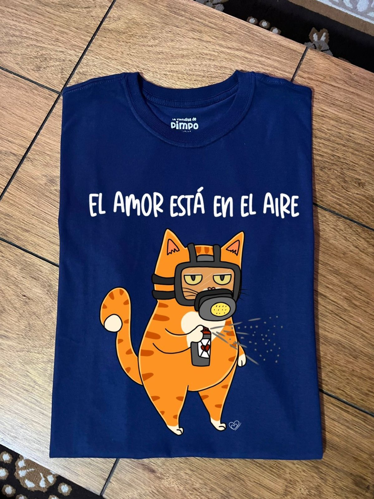 El amor esta en el aire By: @bbilustra.py