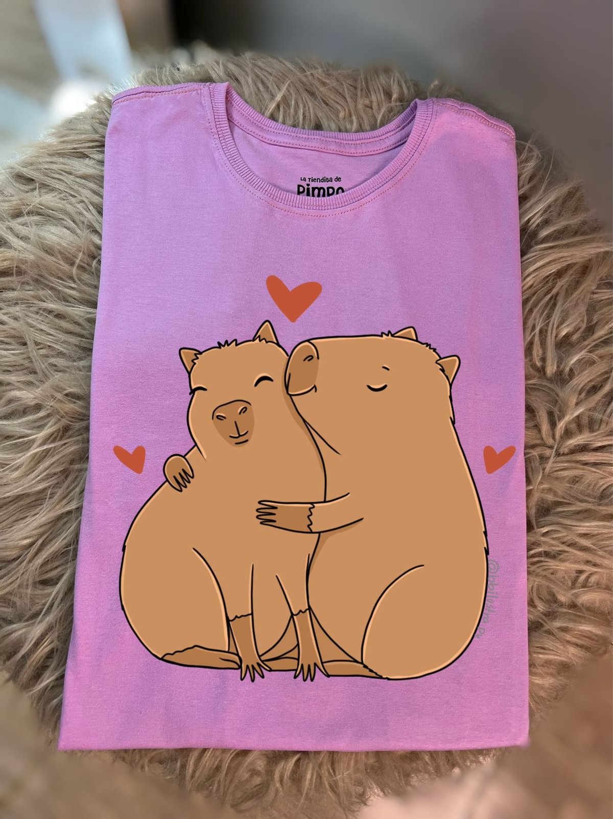 Carpis enamorados By: @bbilustra.py