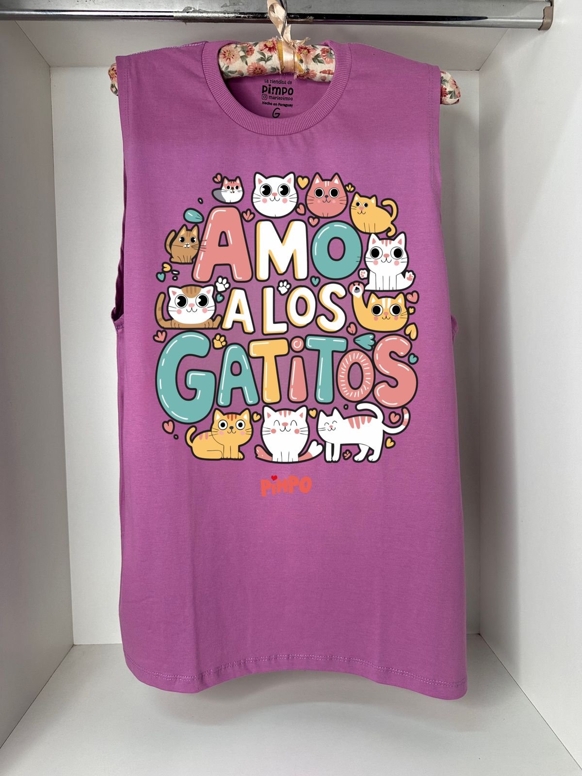 Amo a los gatitos Camisilla By: @mariepimpo 