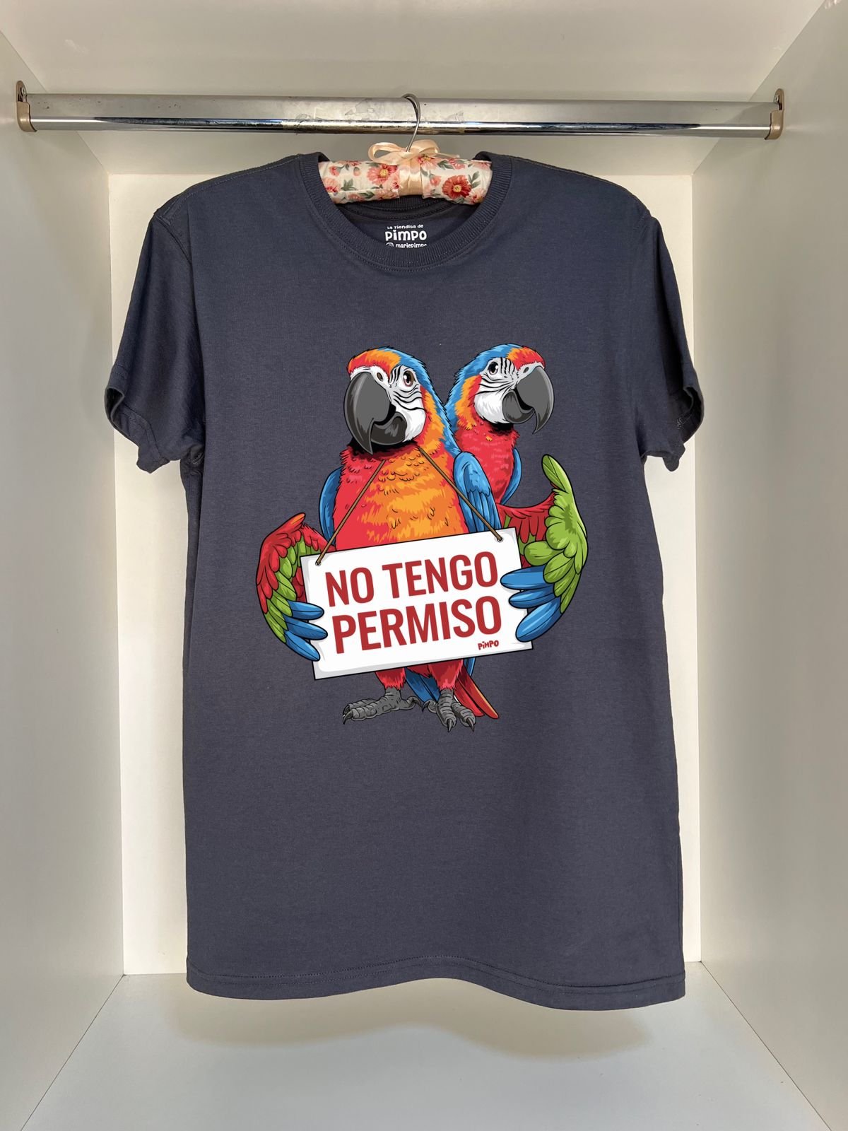 Loro No tengo permiso By: @mariepimpo