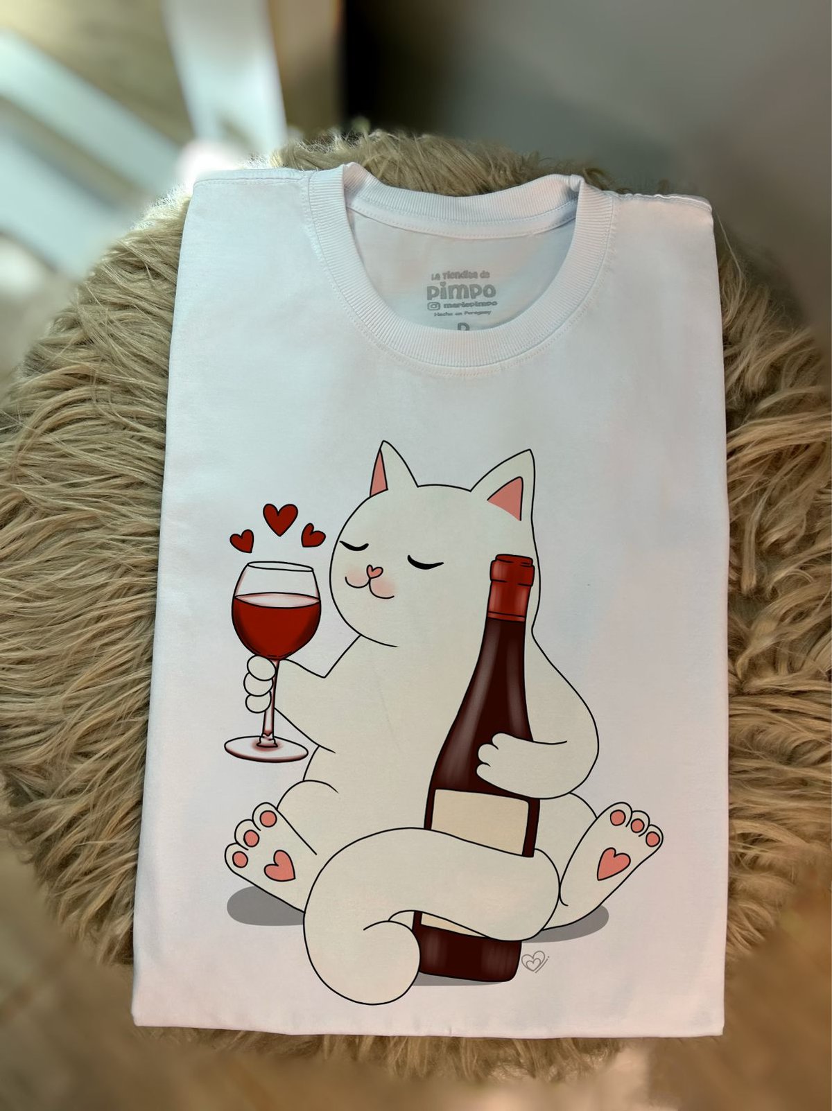 Michi vino By: @bbilustra.py