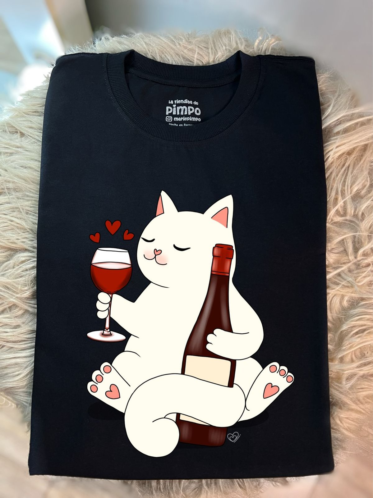 Michi vino By: @bbilustra.py