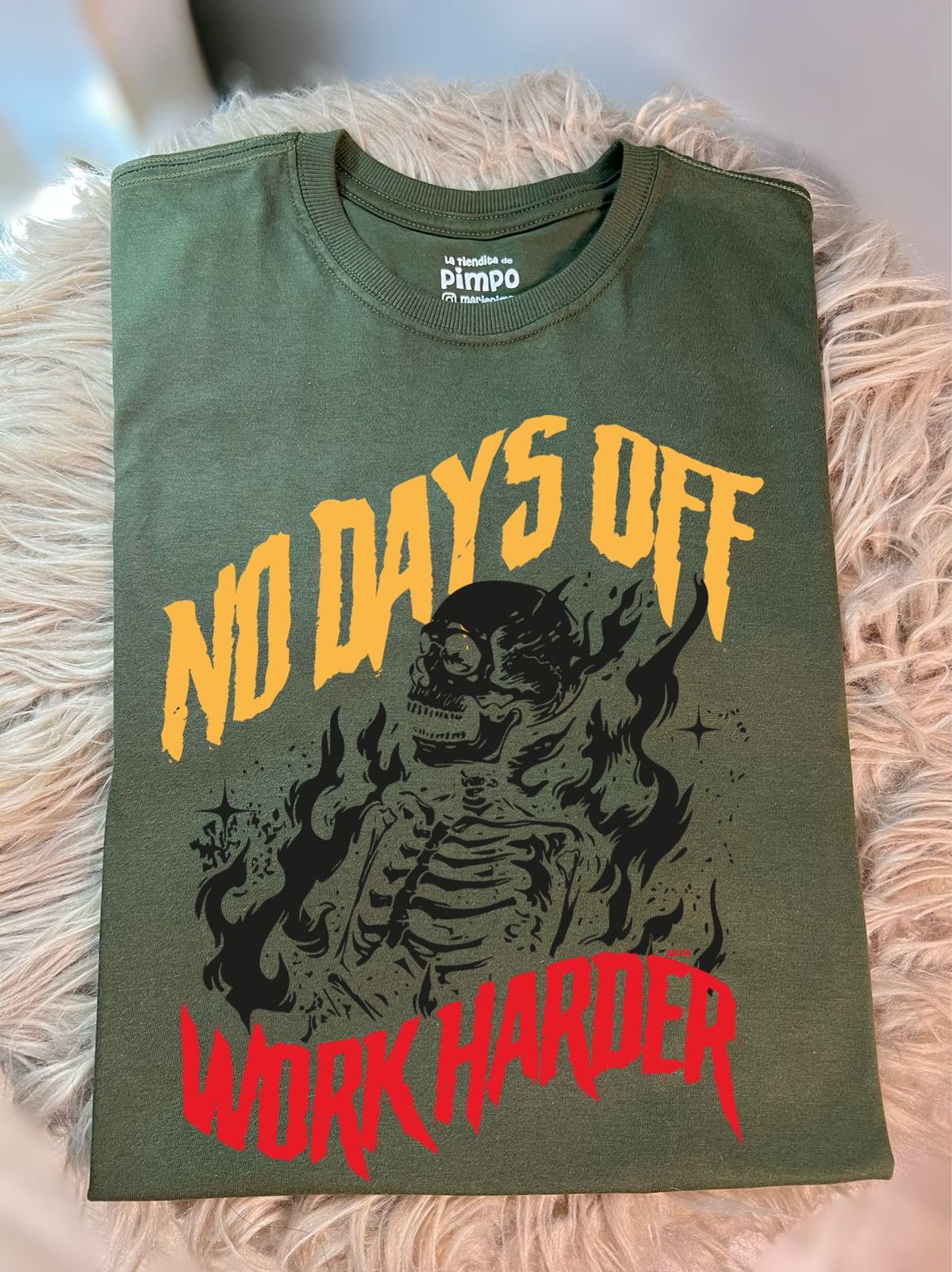 No Days off By: @annabaetcke - 4