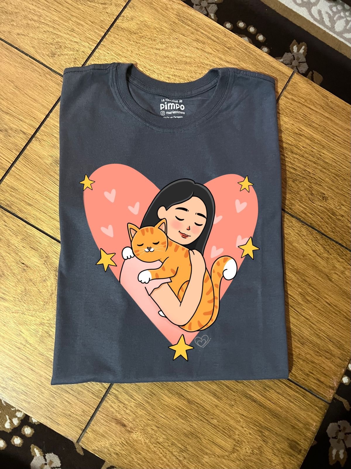 Mami de michi By: @bbilustra.py