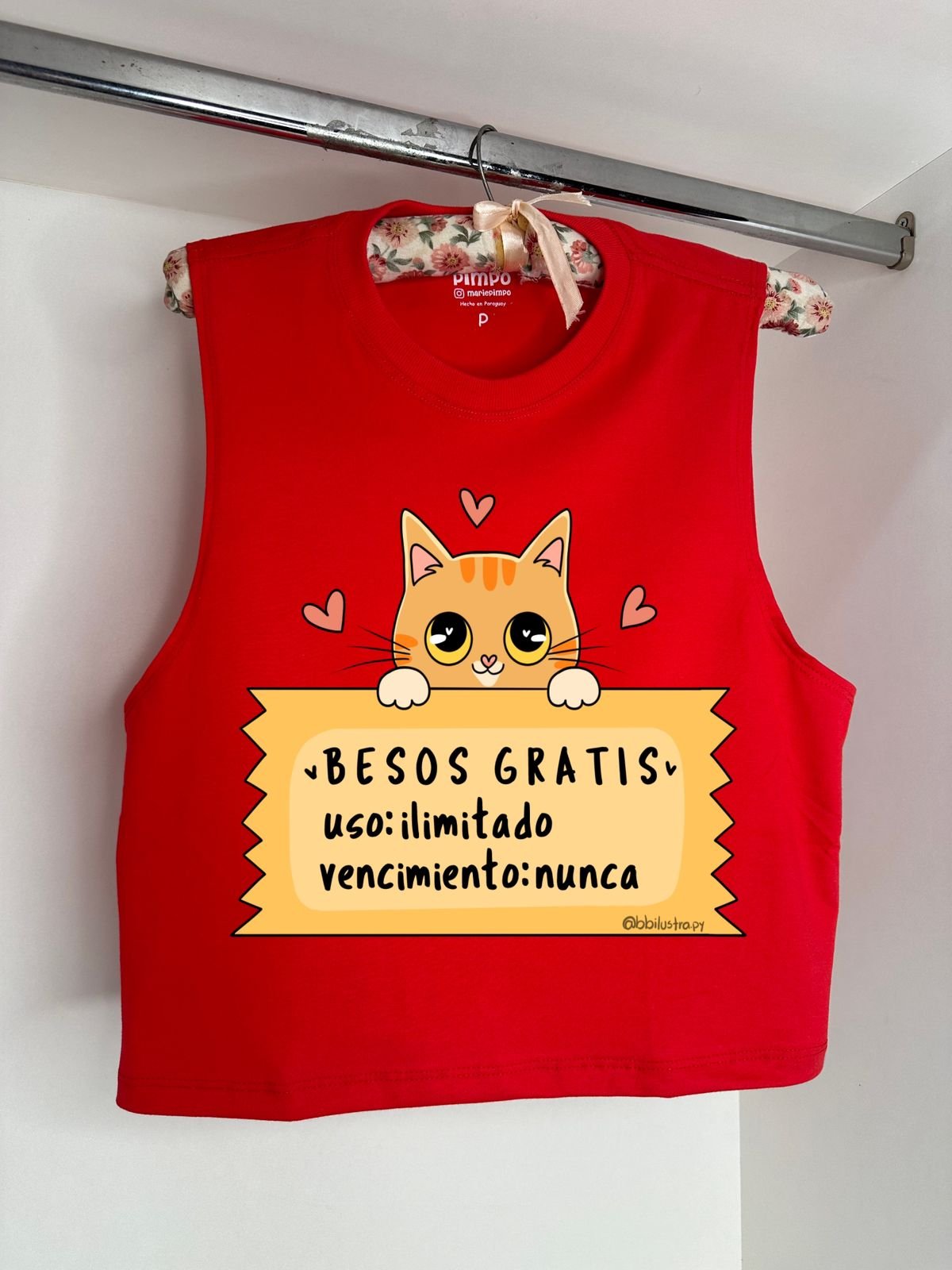 Besos gratis By: @bbilustra.py