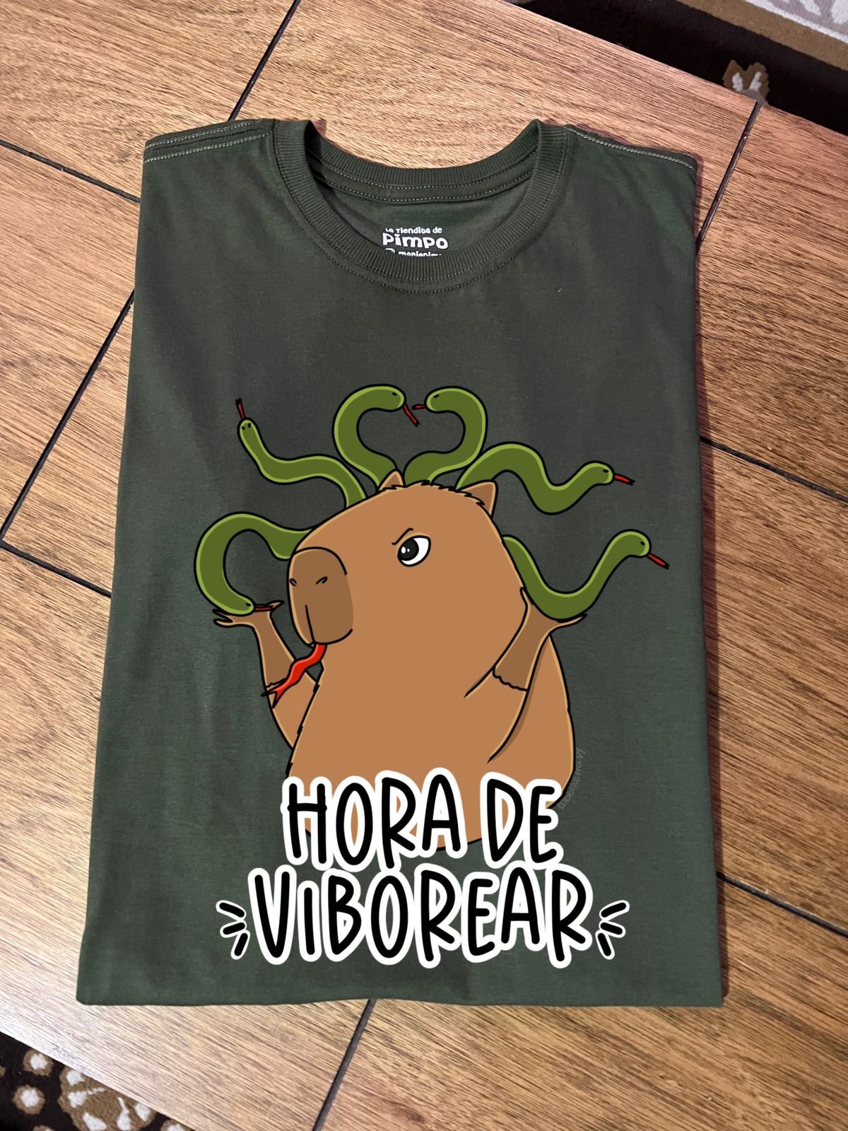 Hora de viborear By: @bbilustra.py