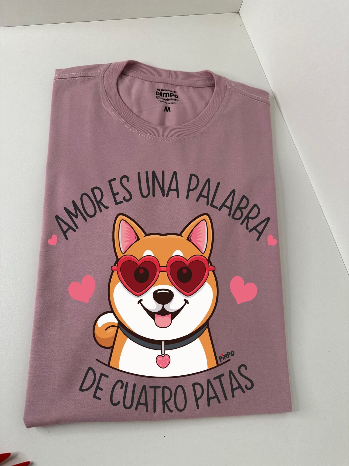 Amor es una palabra de cuatro patas By: @mariepimpo