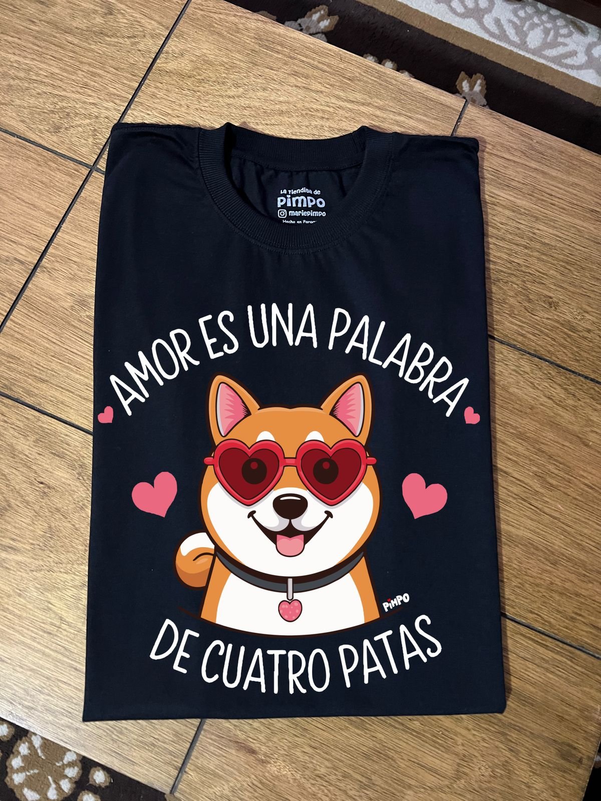 Amor es una palabra de cuatro patas By: @mariepimpo