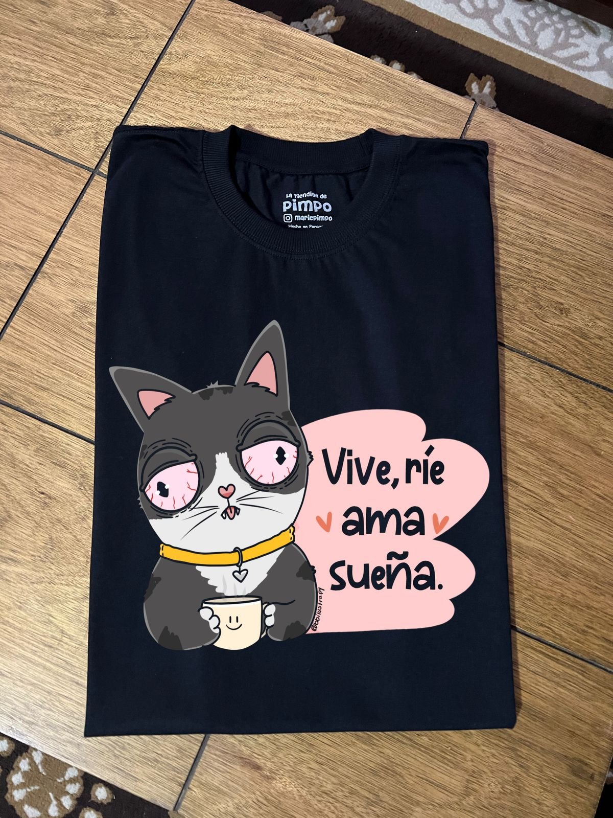 Michi taza Vive, rie, ama, sueña... By: @bbilustra.py