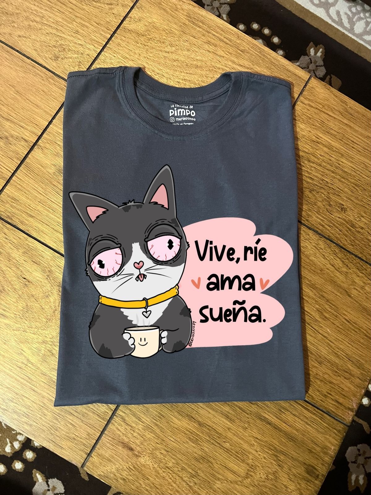 Michi taza Vive, rie, ama, sueña... By: @bbilustra.py