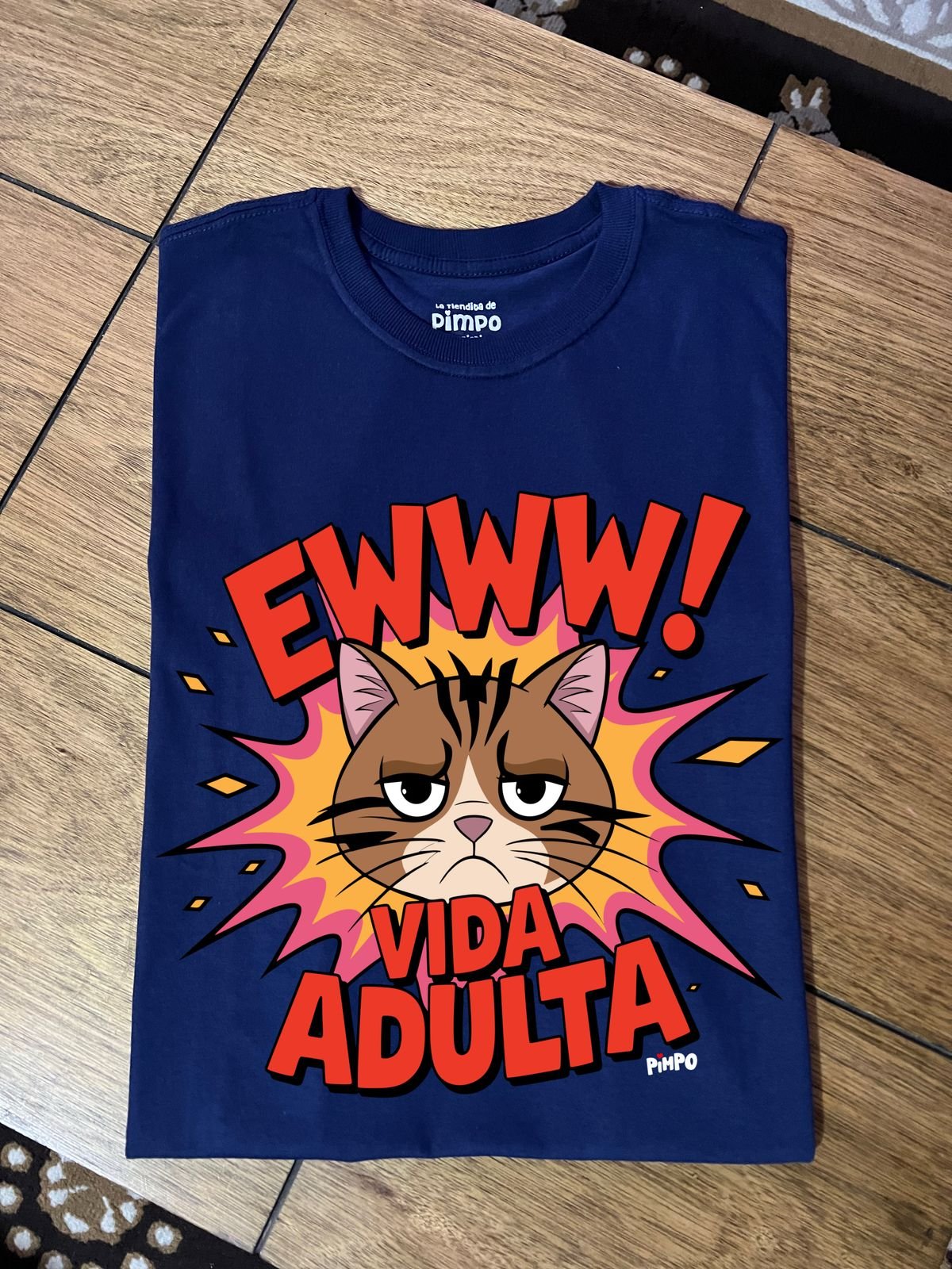 Ewww! Vida adulta Michi By: @mariepimpo