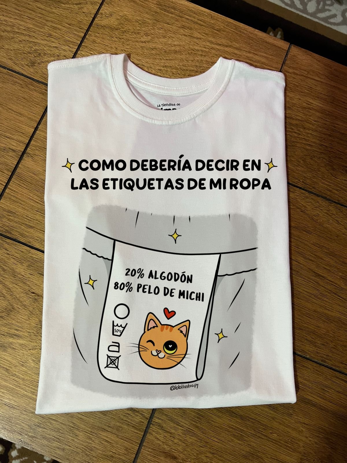 Etiqueta ropa By: @bbilustra.py