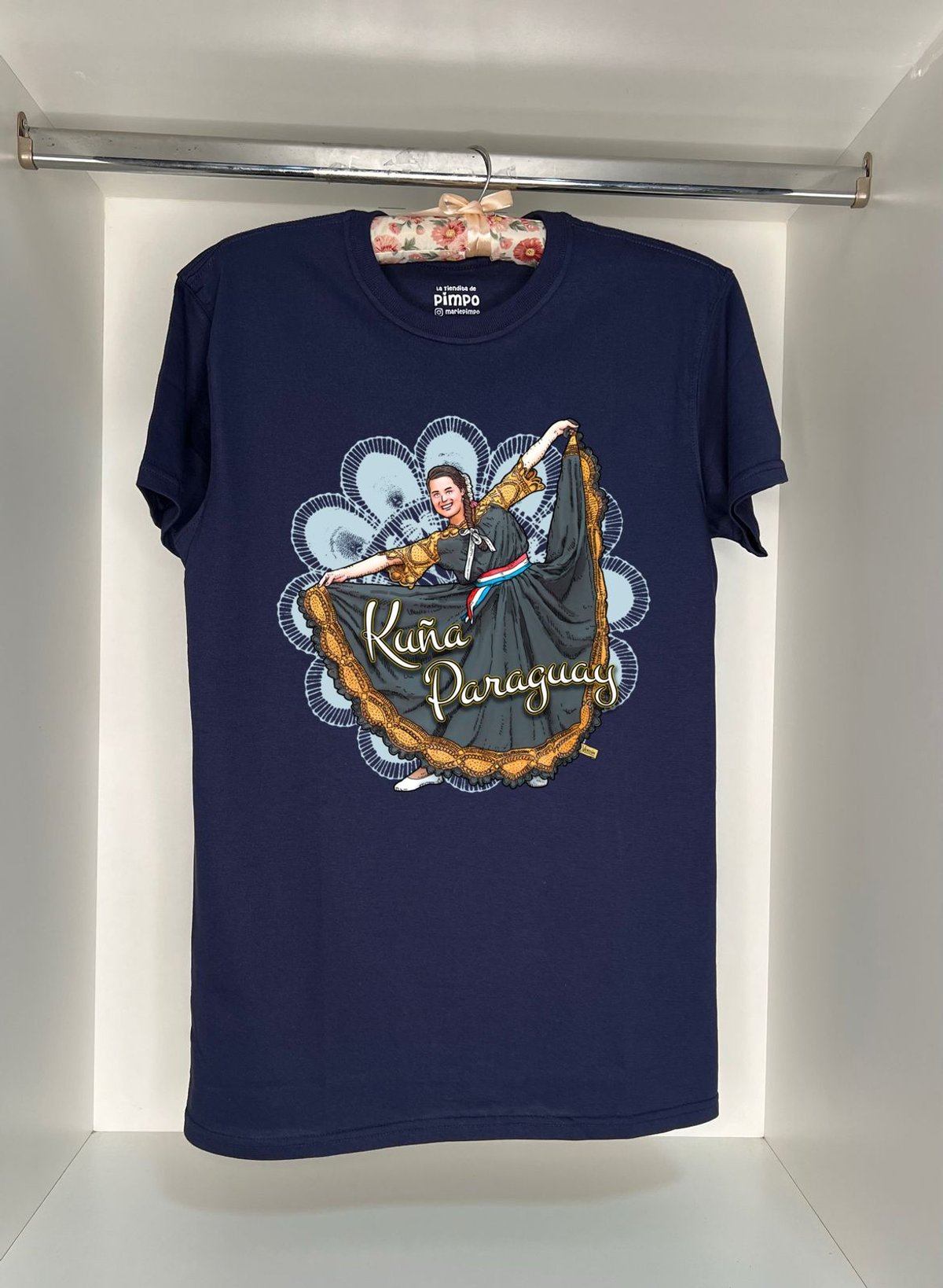 Kuña Paraguay By: @guilleinsta