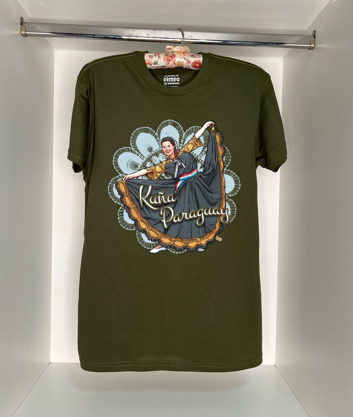 Kuña Paraguay By: @guilleinsta