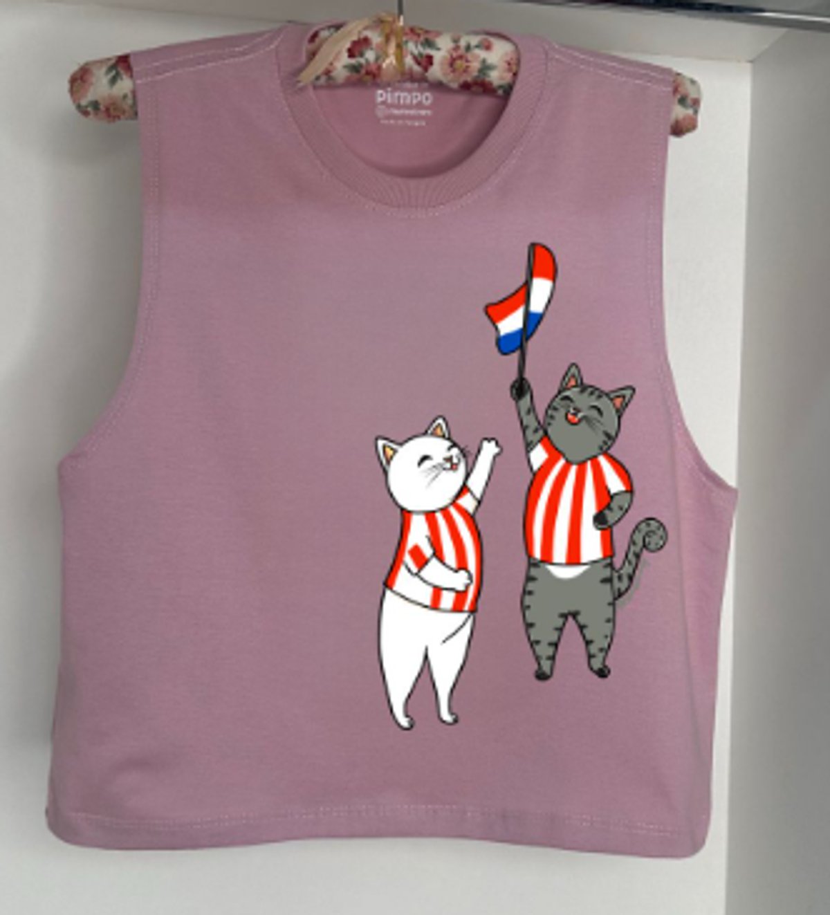 2 Michis Festejando By: @bbilustra.py