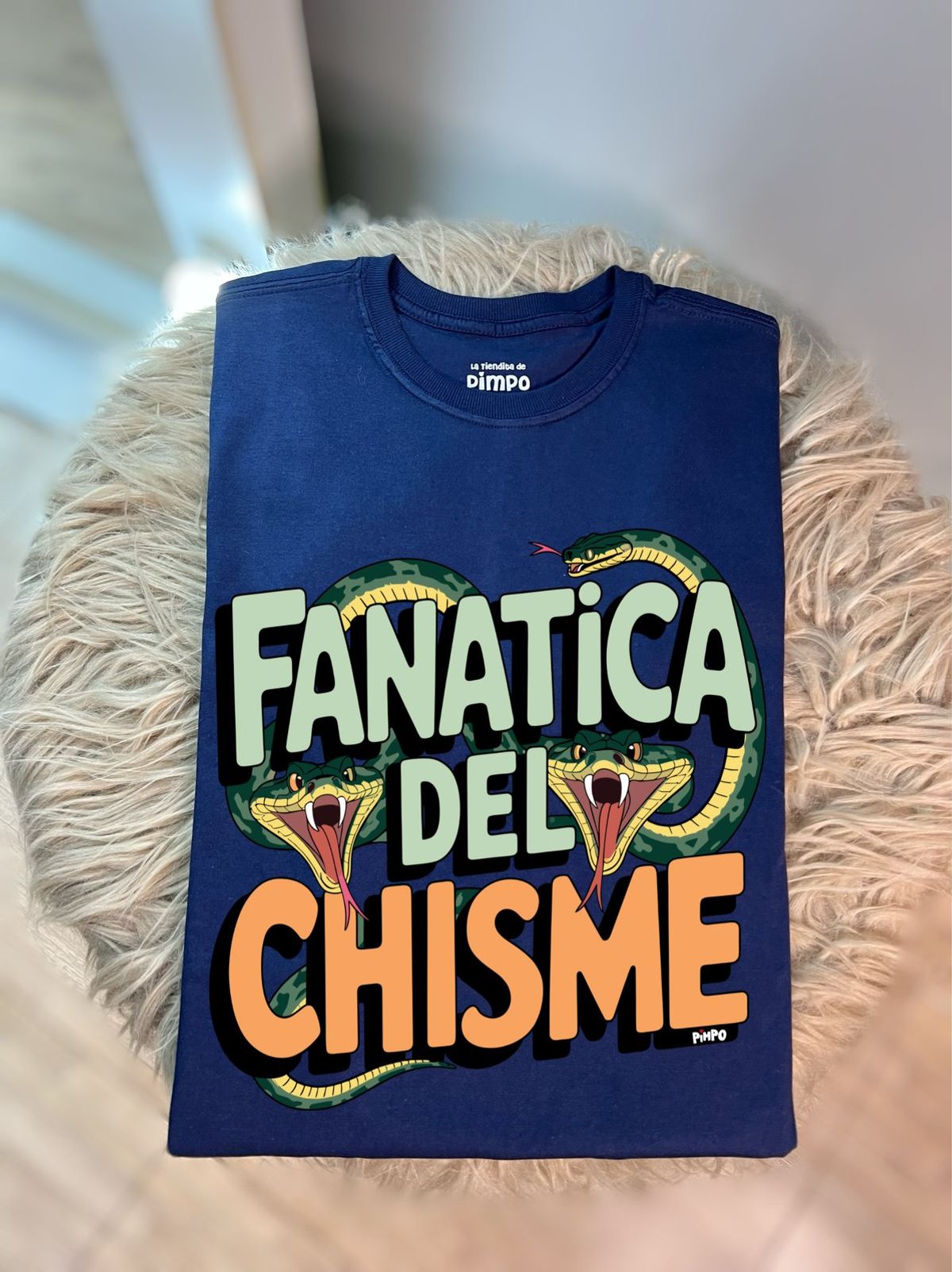 Fanatica del chisme By: @mariepimpo - 4