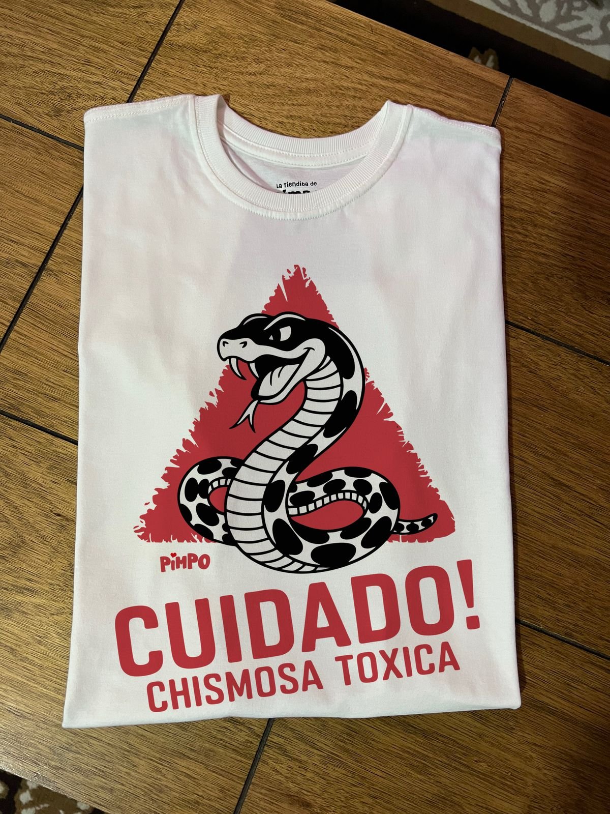Cuidado! Chismosa Toxica By: @mariepimpo 