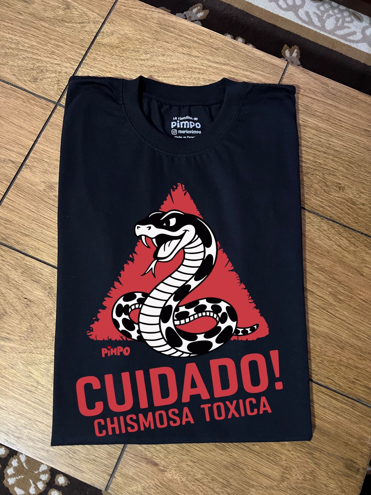 Cuidado! Chismosa Toxica By: @mariepimpo 