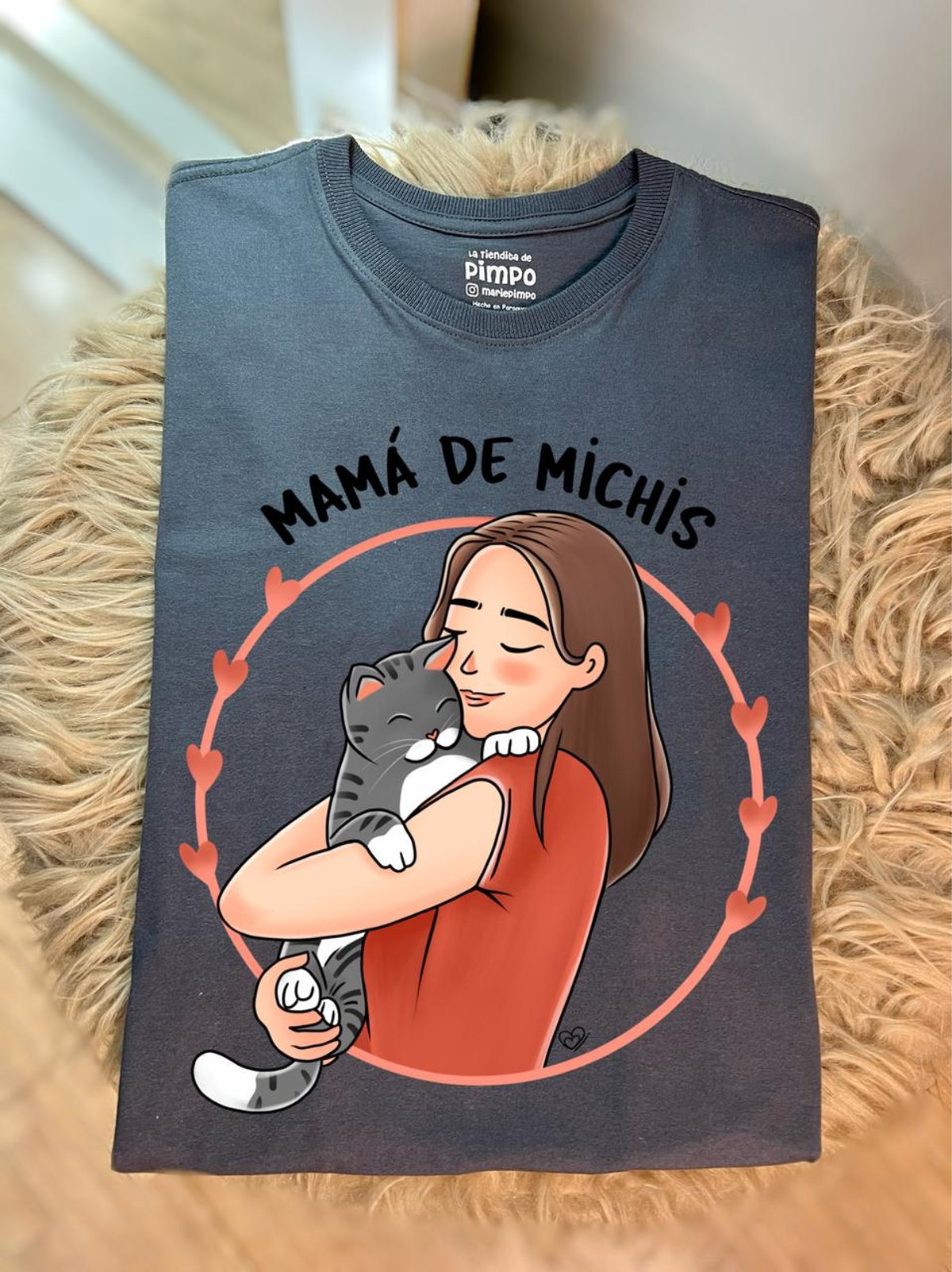 Mamá de Michis By: @bbilustra.py
