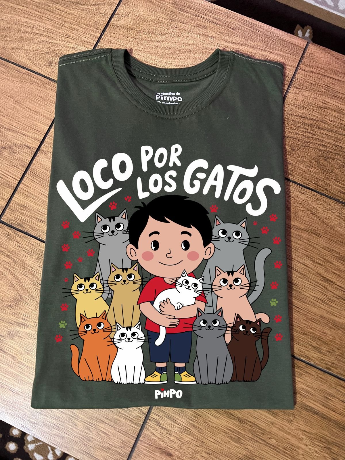 Loco por los gatos By: @mariepimpo