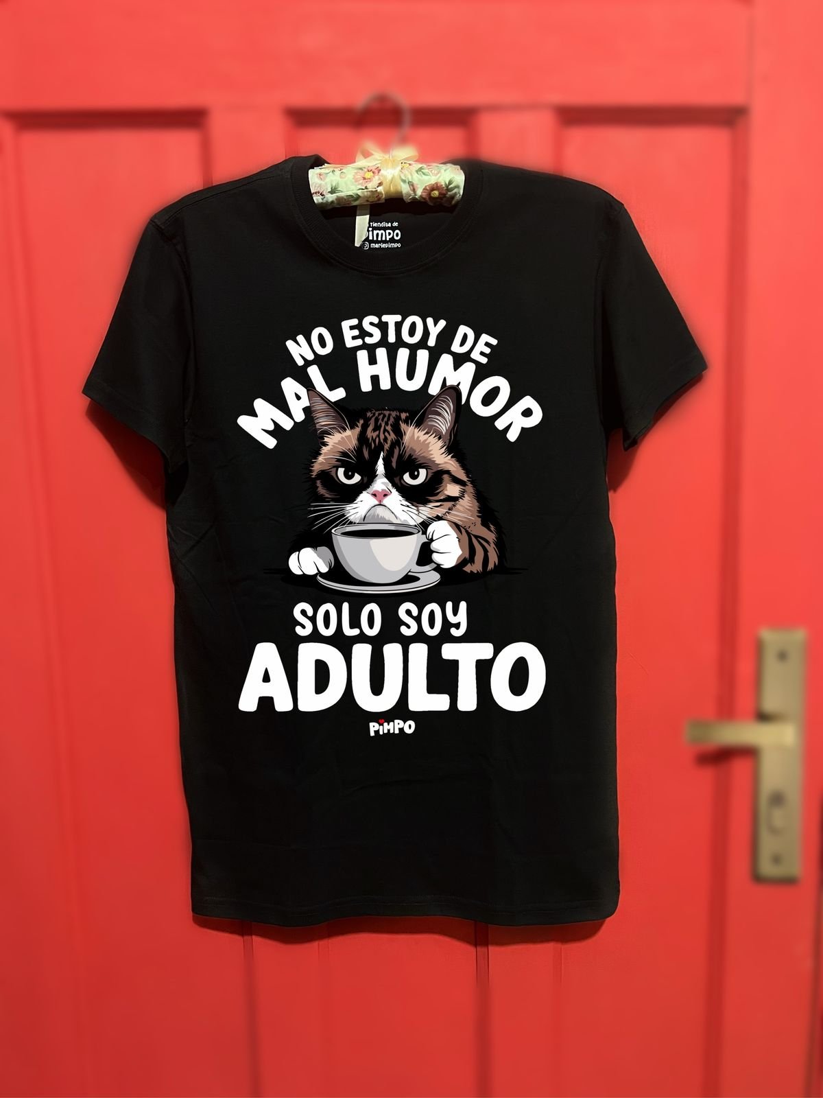Gato "No estoy de mal humor, solo soy adulto" By: @mariepimpo