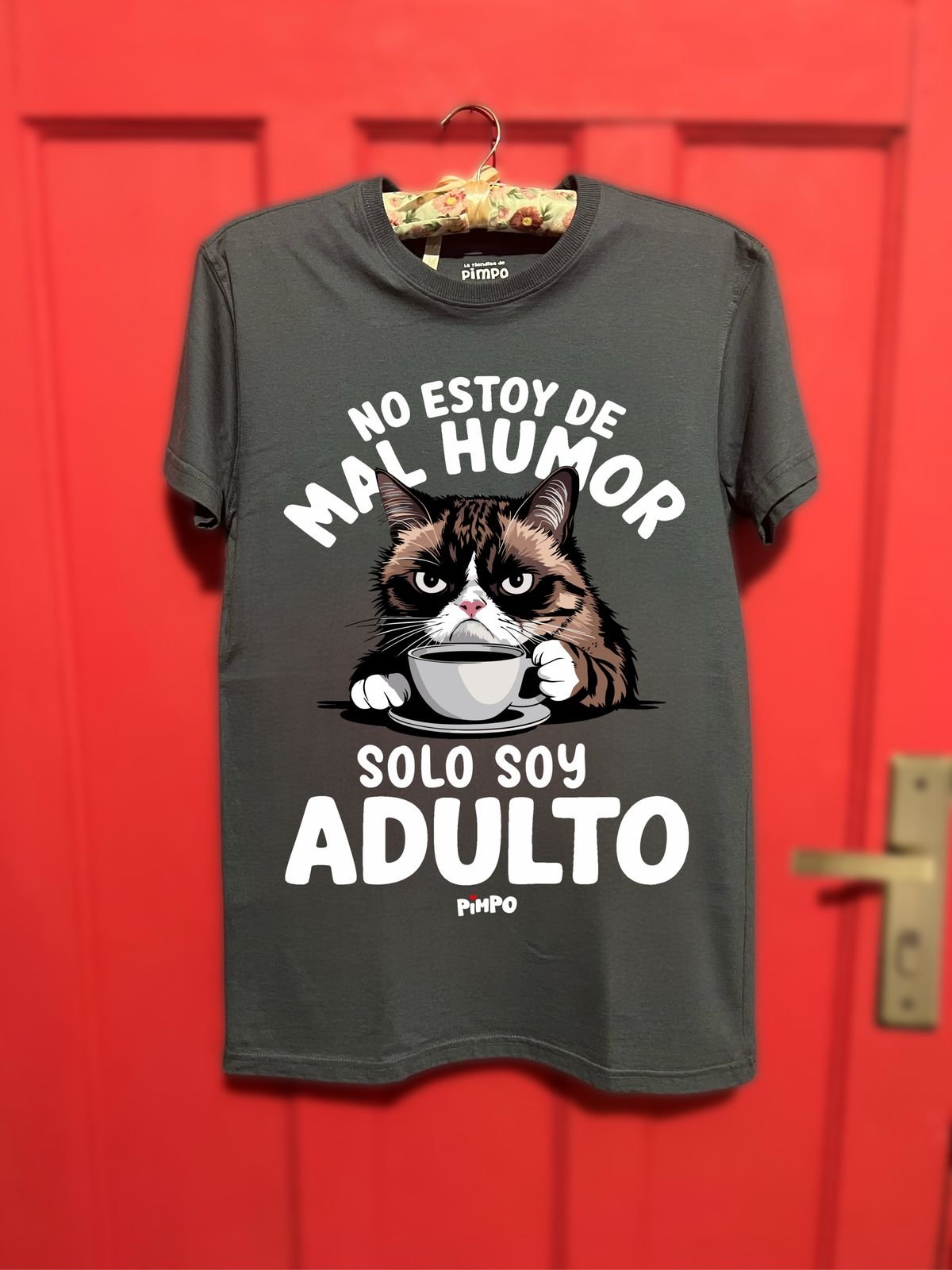 Gato "No estoy de mal humor, solo soy adulto" By: @mariepimpo