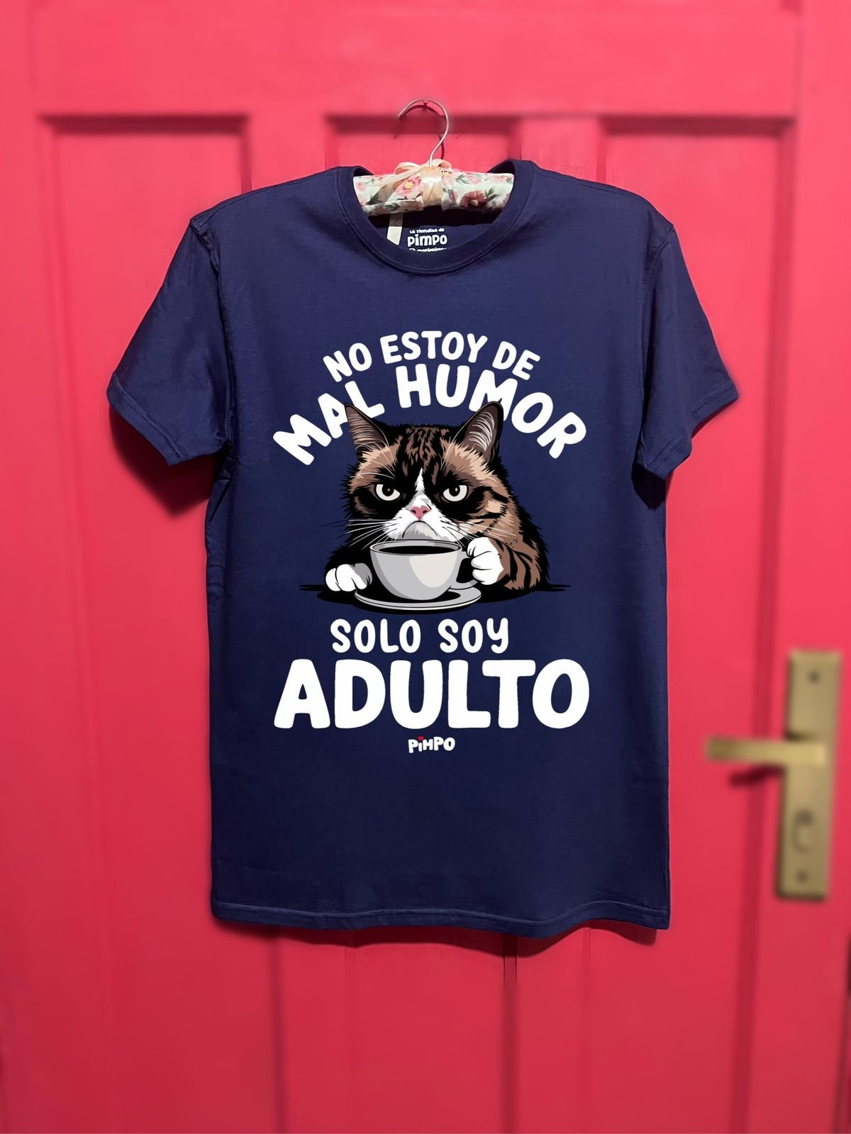 Gato "No estoy de mal humor, solo soy adulto" By: @mariepimpo