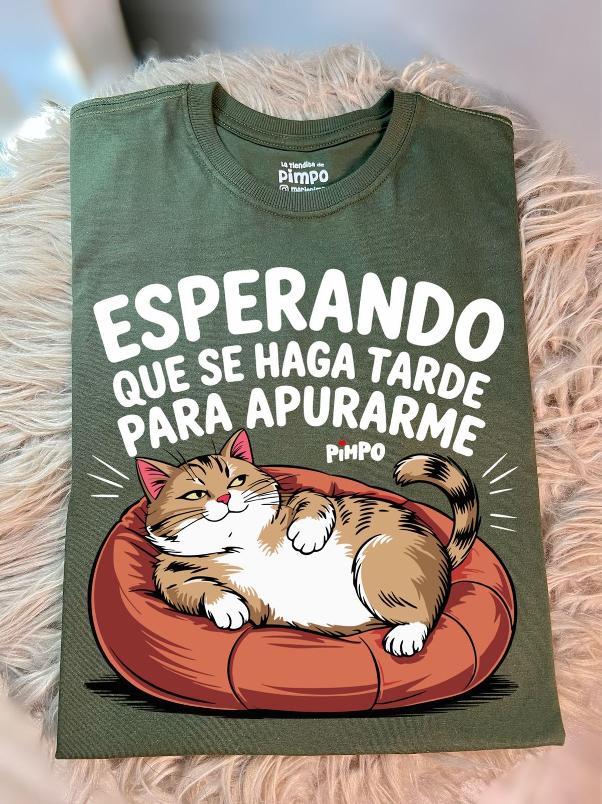 Esperando que se haga tarde para apurarme By: @mariepimpo