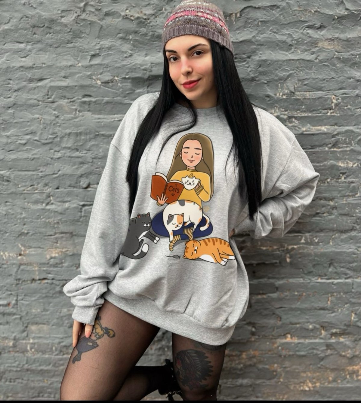 Chica cafe y gatitos By: @bbilustra.py 