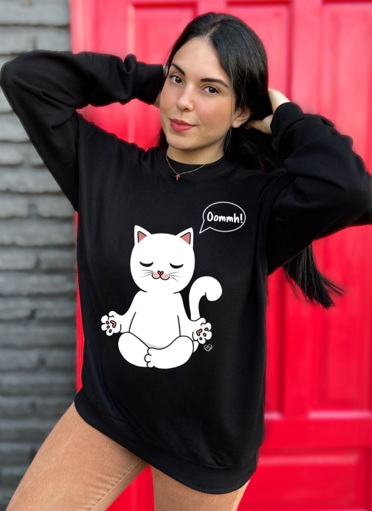 Michi meditando By: @bbilustra.py 