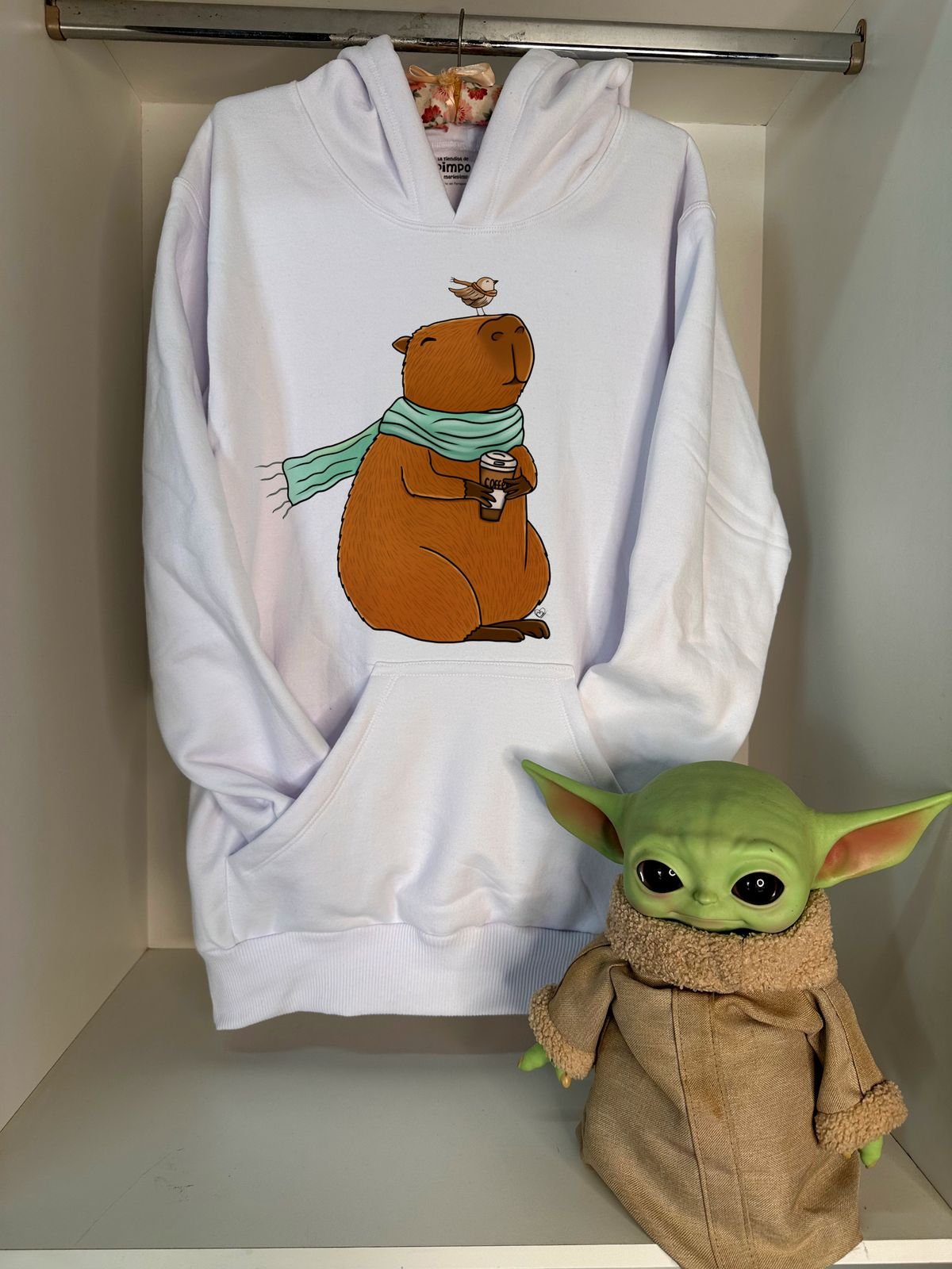 Carpi bufanda cafe By: @bbilustra.py