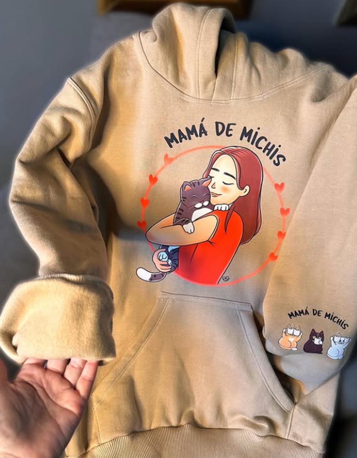 Mama de Michis By: @bbilustra.py