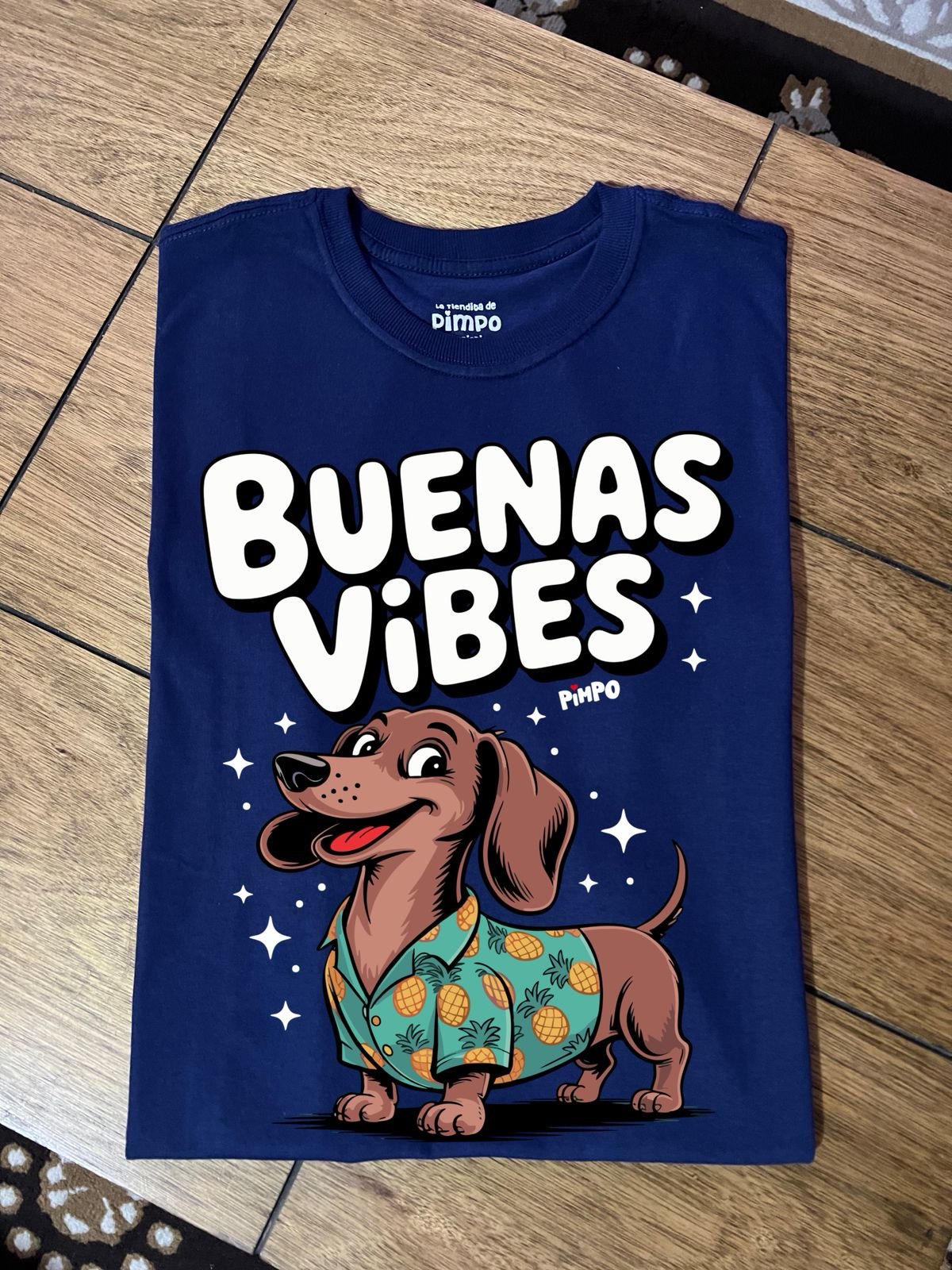 Salchi Buenas Vibes  By: @mariepimpo - 2