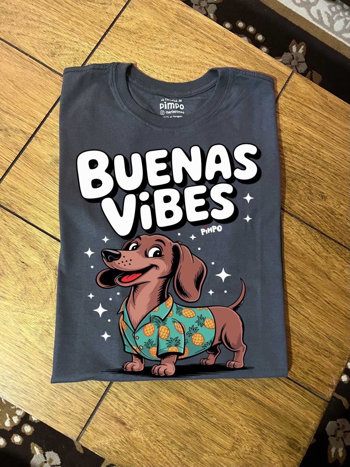 Salchi Buenas Vibes  By: @mariepimpo - 3