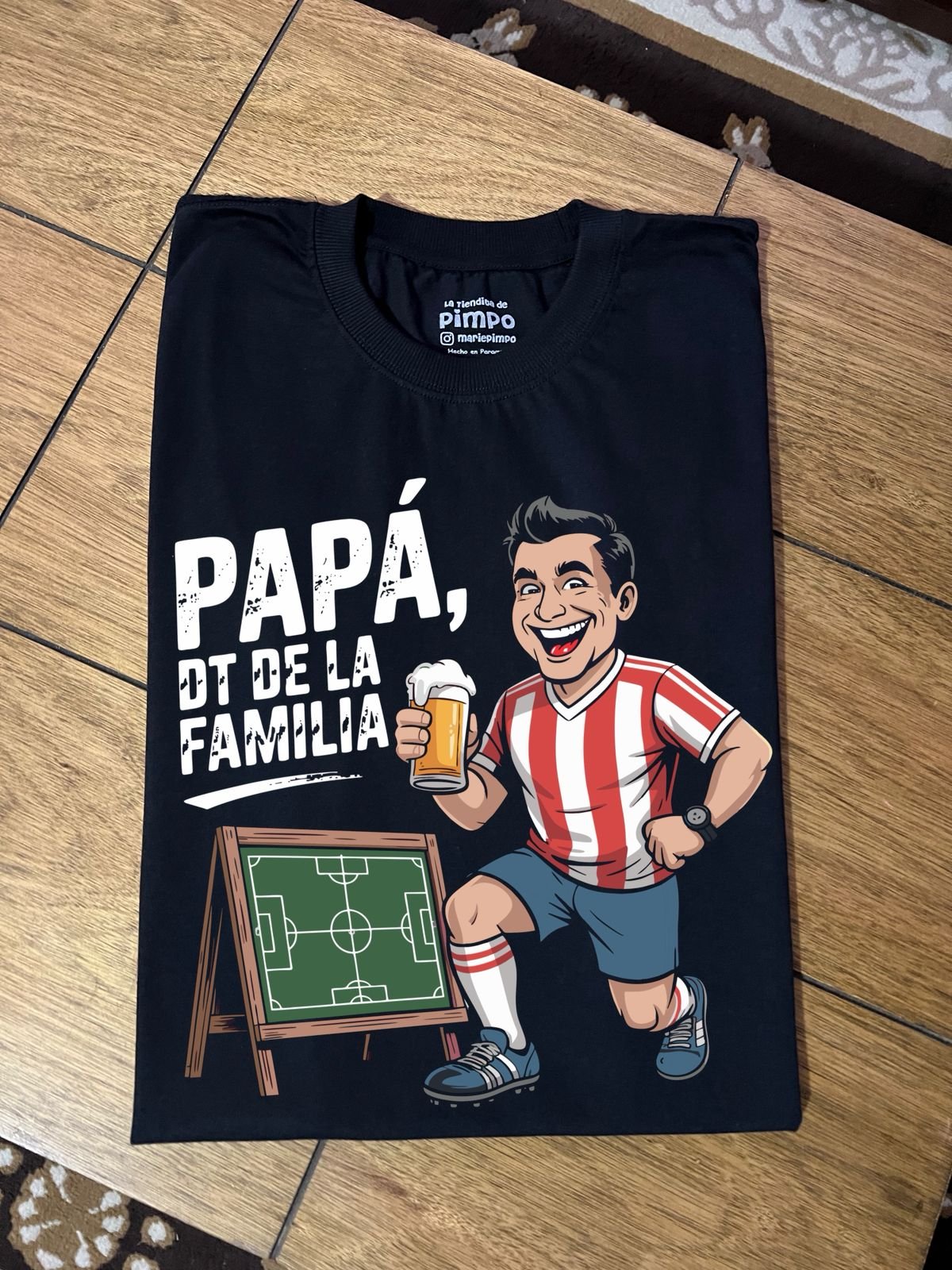 Papá DT de la familia By: @mariepimpo
