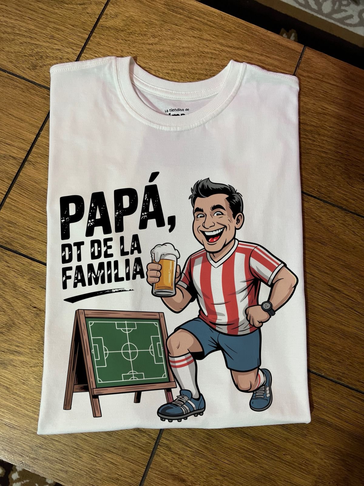 Papá DT de la familia By: @mariepimpo